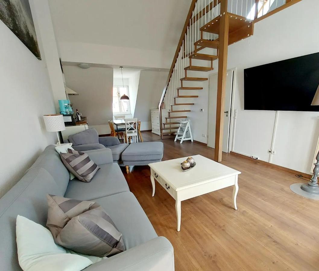 Hochwertige Ferienwohnung Direkt Am Wasser Mit Balkon ไกรฟ์สวัลด์ ภายนอก รูปภาพ