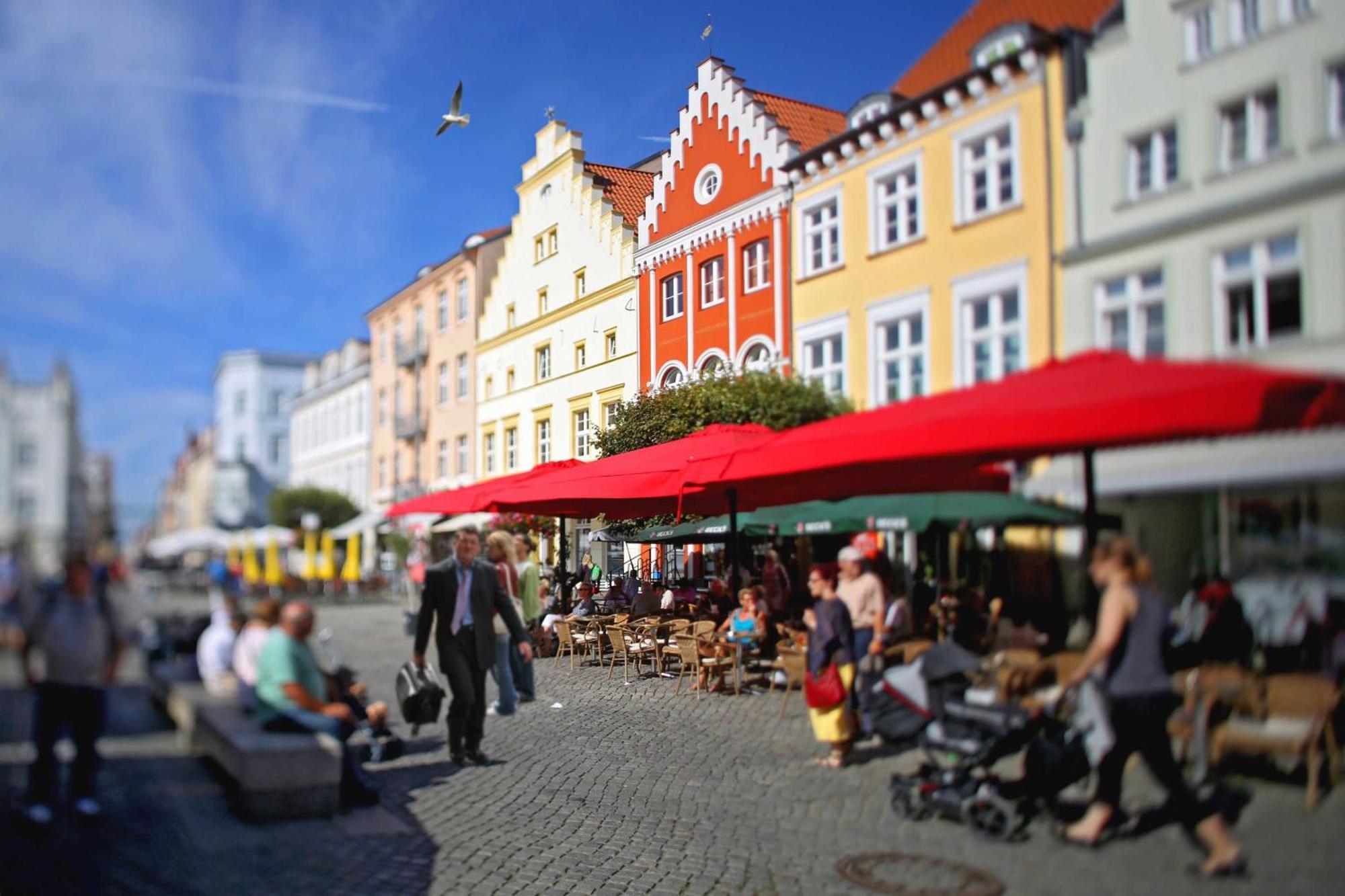 Hochwertige Ferienwohnung Direkt Am Wasser Mit Balkon ไกรฟ์สวัลด์ ภายนอก รูปภาพ